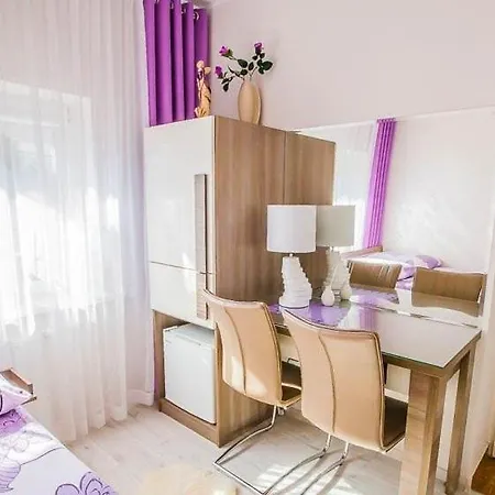 Anna Kunz Goscinne Homestay